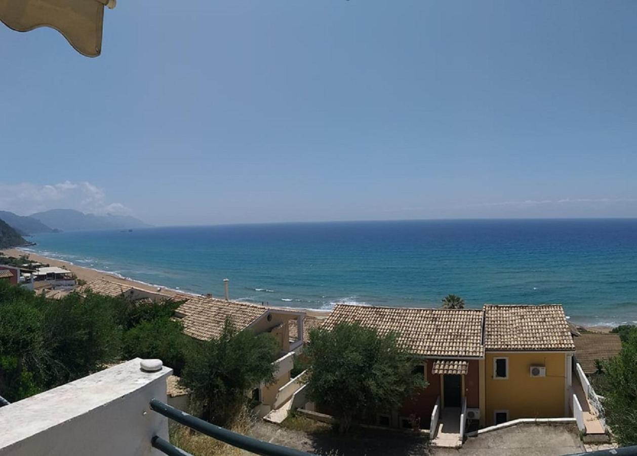 Glyfada New Era Home 107 Menigos Resort Apartments Bagian luar foto