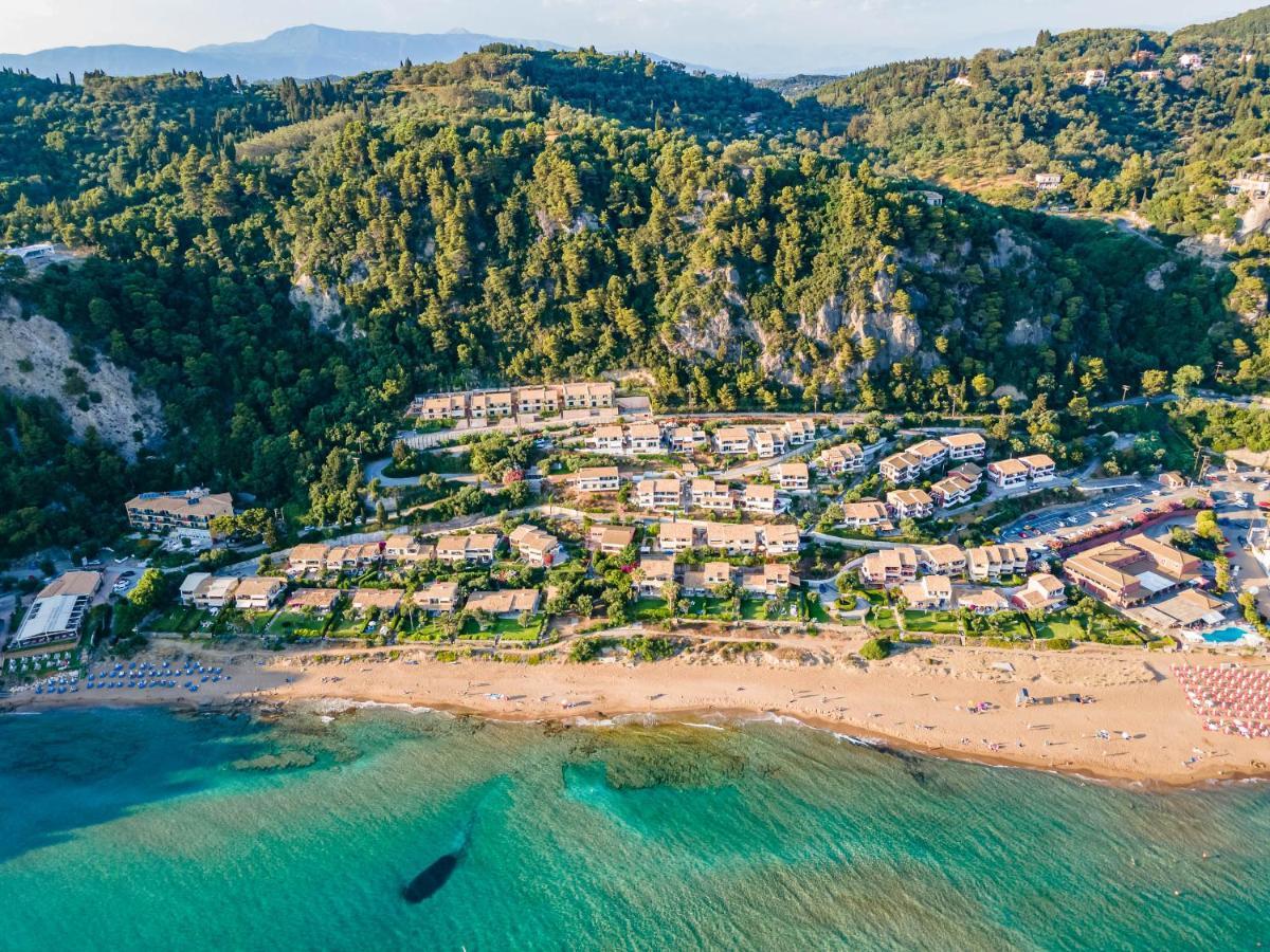 Glyfada New Era Home 107 Menigos Resort Apartments Bagian luar foto