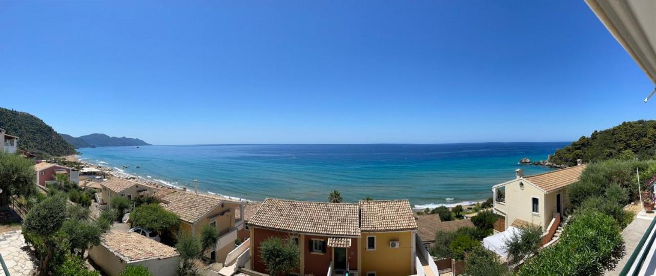 Glyfada New Era Home 107 Menigos Resort Apartments Bagian luar foto
